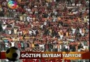 Göztepe Taraftarının Havalanı Karşılama Showu [HQ]