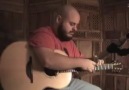 Andy McKee - Gitarı öttürüyor