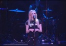 Avril Lavigne - Anything but Ordinary (Live) [HQ]