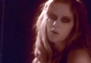 Avril Lavigne - Nobodys Home [HD]