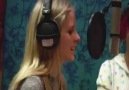 Avril Lavigne Recording Girlfriend Funny :)
