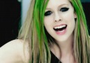 Avril Lavigne - Smile [HQ]