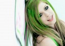 Avril Lavigne - Smile [HQ]