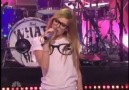 Avril Lavigne-What The Hell Live On The ‘Tonight Show’ Jay...
