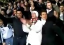 Beşiktaş Adama Etek Giydirir!!