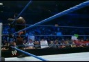 Big Show Attacks Mark Henry - [28.10.2011] [HQ]