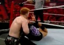 Christian vs Sheamus [2/2] - Hell İn A Cell - [HQ]