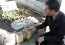 Cihan Çelik  '' Deniz Gezmiş'in mezarı başında''