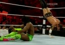 CM Punk vs Kofi Kingston - [16/05/2011] [HQ]