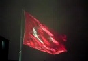 Dalgalanan Şanlı Türk Bayrağı [HD]