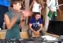 DeLi Dj Diye ßuna Denir Sanırım :xD