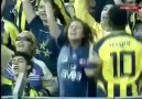 Dilimde Sarkilarin Gunduz Gece Deli Gibi Asigiz Fenerbahce  3