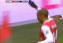 Henry - Arsenal Frekick Goal.