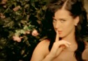 Katy Perry » I Kissed a Girl  [HQ]