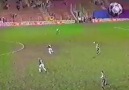 Kendi kalesine gol böyle atılır :):)