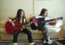 2 Kız Kardeşten Fenerbahçe Marşı.. Gitar Version