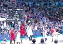 LeBron James Alley-Oop to Dwyane Wade ! [HQ]