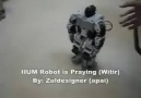 Müslüman Robot Yaparsa ? :)