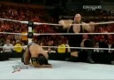 Otunga vs Big Show [11 Ocak 2011 ]