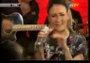 Özlem Tekin , ''Kimse Bilmez'' Ntv Gece Gündüz canlı performans