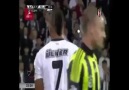 Quaresma Emre B. Markete Yolladı :)