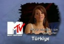 Rihanna MTV yi izlediğimiz için teşekkür ediyor. :)