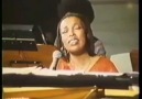 Roberta Flack - Killing Me Softly