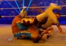 Sin Cara vs Sin Cara [2/2] - Hell İn A Cell 2011 - [HQ]