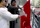 TÜRK Bayrağını Yakan kürt piçler