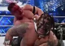 WWE Maçlarında Kan Görmek İsteyenler Beğensin [HQ]