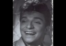 Zeki Müren - Geçsin Günler Haftalar (Sen Gözlerimde Bir Renk)