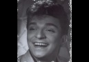 Zeki Müren-Nasıl İçmem Arkadaşım [HQ]