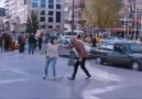 Adamım diye gezmekten önce insan olun .. - Fırat Sert HayvanSever