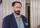 ADNAN OKTAR AYAĞA KALKTIĞINDA