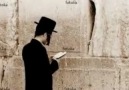 AĞLAMA DUVARINDAKİ ÜNLÜLER