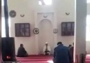 Aniden aşka gelip imamı korkutan adam