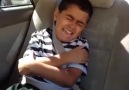 Arabada uyurken korkutulan çocuk