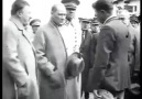 Atatürk Bir Köylüyü Dinlerken