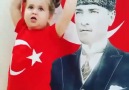 Atatürk&Şiir Okuyan En Tatlı Kız - Saat 9&5 Geçe