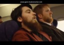 Ateist ve Müslüman bir uçakta (Kısa Film)