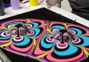 Australian Fluid Artist Pours Paint. Instagram&SwankyArtFart.