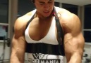 AWESOME BICEPS !Onome Egger