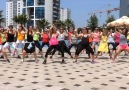 Ayşegül Demirsoy Eşliğinde Zumba - Flashmob