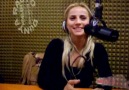 Ayşen Birgör Canlı performans 2 Dünya Radyo YOLCU