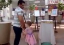 Baba Olmak Böyle Birşey İşte.!