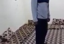 Babasını Namaz Kılmaya Çağıran Bebek :)