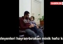 Babasının hatalarını düzelten minik hafız..