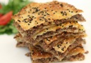 Baklavalık Yufkadan Kıymalı Börek