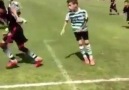 Beşiktaş'ın U12 futblcusundan muhteşem gol...