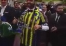 Beşiktaşlı damada Fenerbahçe forması giydiren gelin abisi
